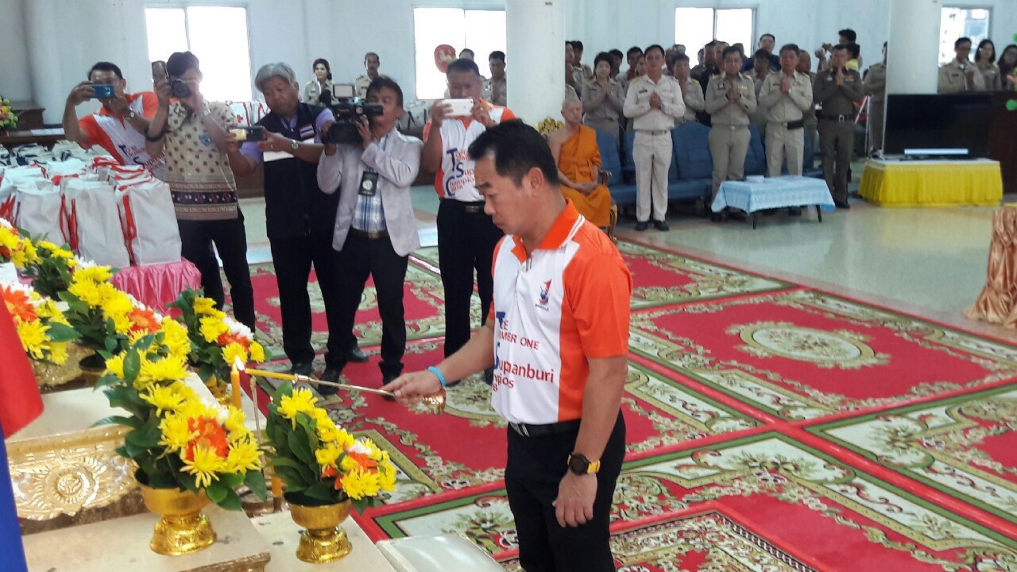 ﻿สำนักงานบังคับคดีจังหวัดสุพรรณบุรี เข้าร่วมโครงการปฏิบัติราชการเพื่อให้บริการประชาชน
